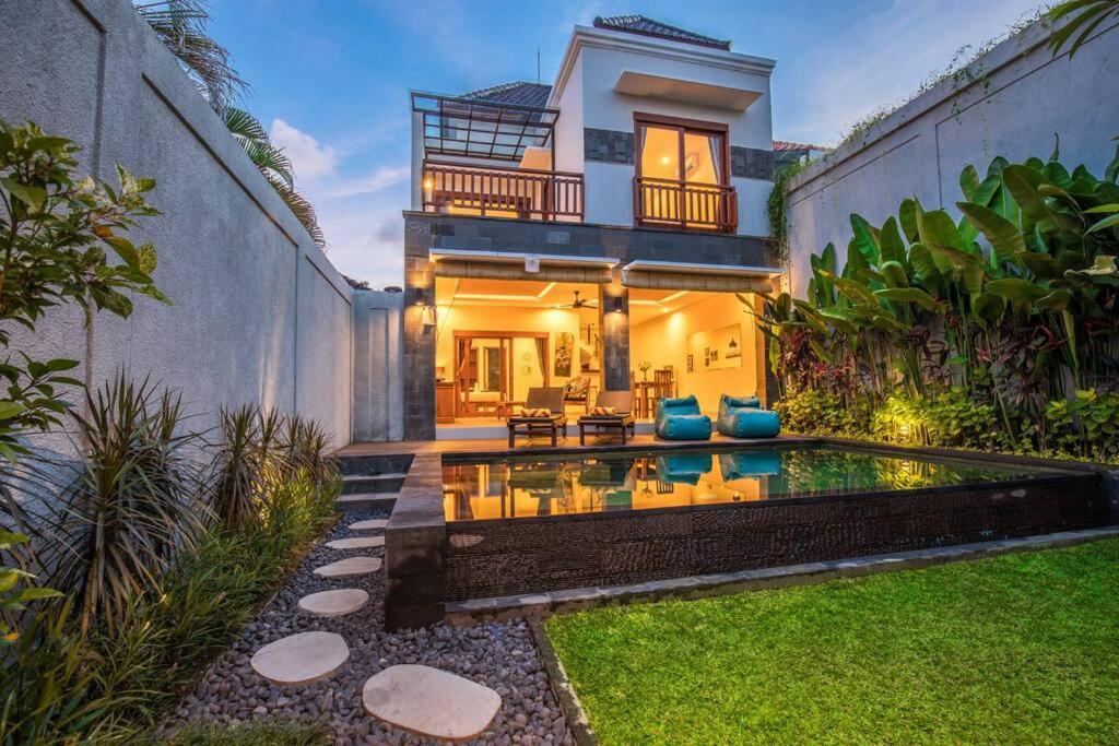 Villa Hitam Putih Legian Bali Σεμινιάκ Εξωτερικό φωτογραφία