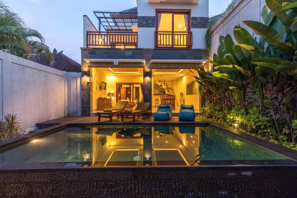 Villa Hitam Putih Legian Bali Σεμινιάκ Εξωτερικό φωτογραφία