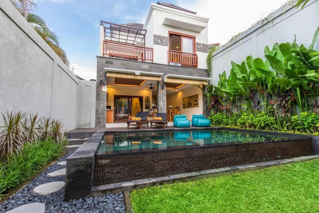 Villa Hitam Putih Legian Bali Σεμινιάκ Εξωτερικό φωτογραφία