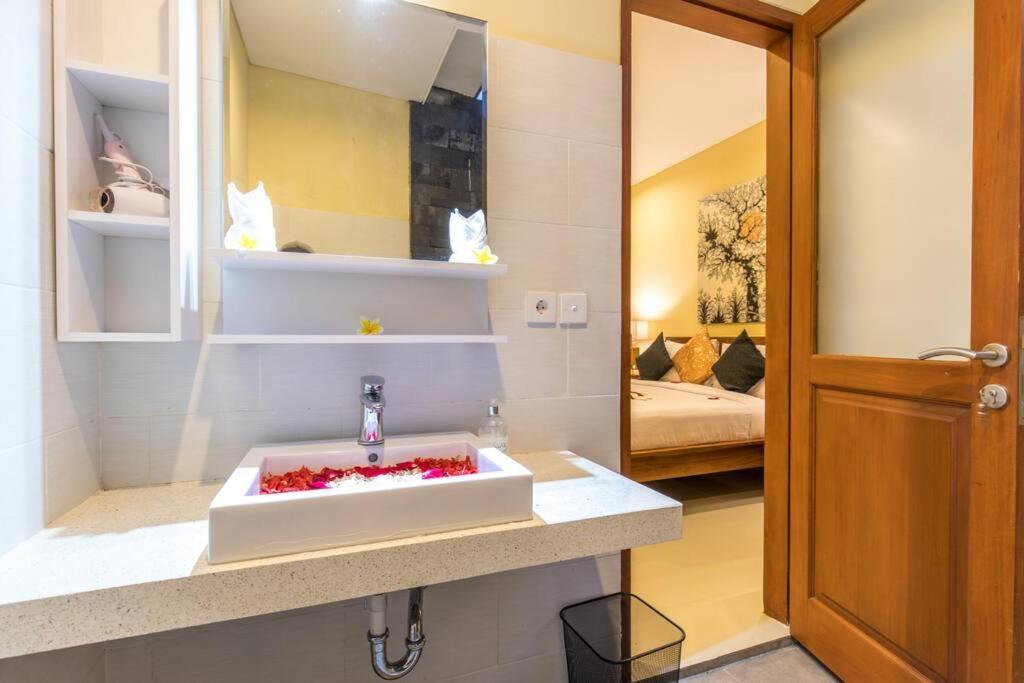 Villa Hitam Putih Legian Bali Σεμινιάκ Εξωτερικό φωτογραφία